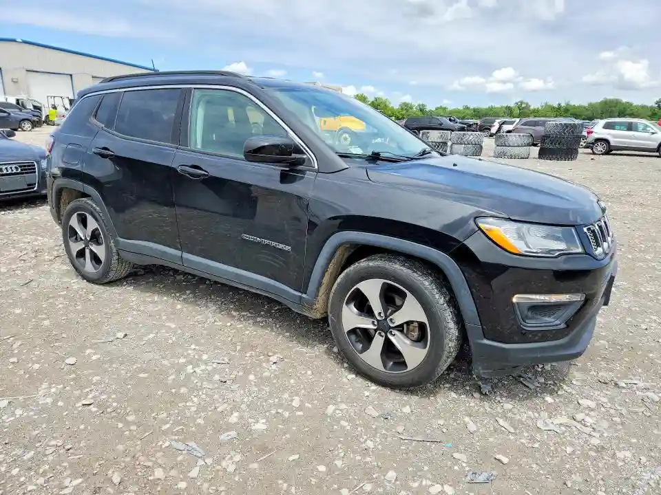 3C4NJCBB3HT642875 2017 JEEP COMPASS-3
