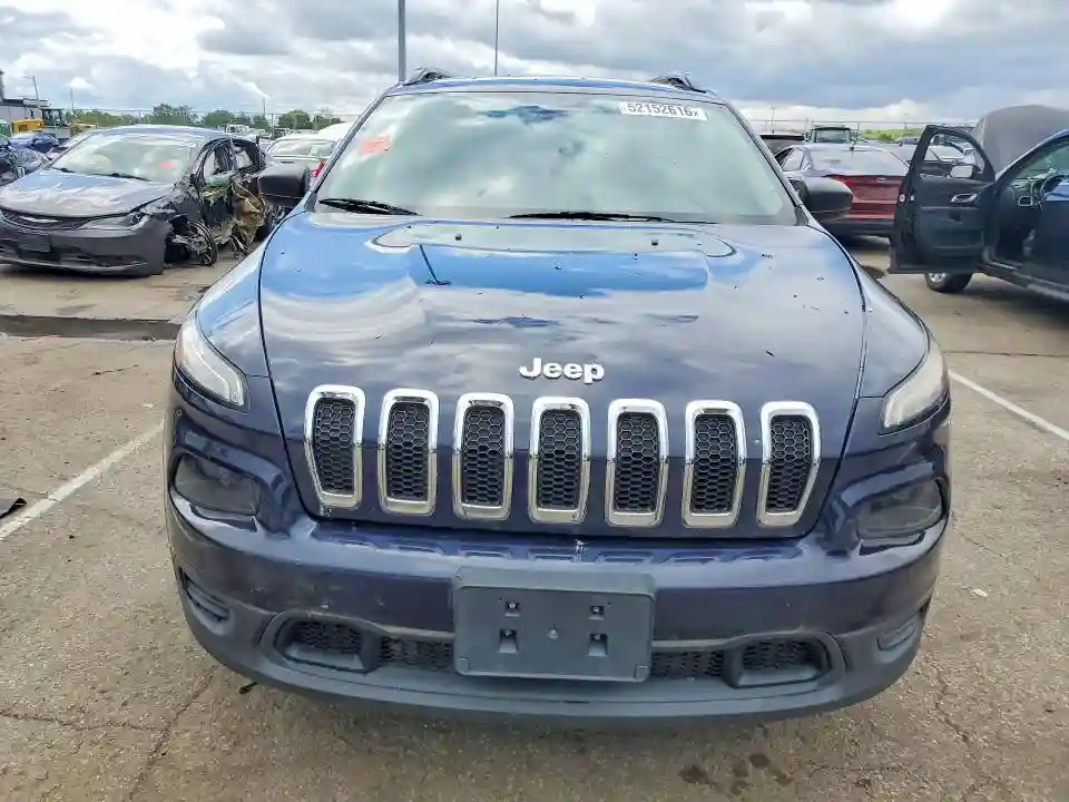 1C4PJLABXGW207306 2016 JEEP CHEROKEE-4