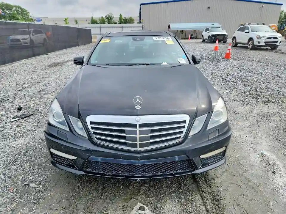 WDDHF7HB0BA313195 2011 MERCEDES-BENZ E-CLASS-4