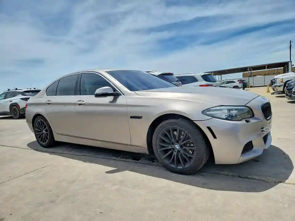 WBA5A5C56ED504055 2014 BMW 5 SERIES-3