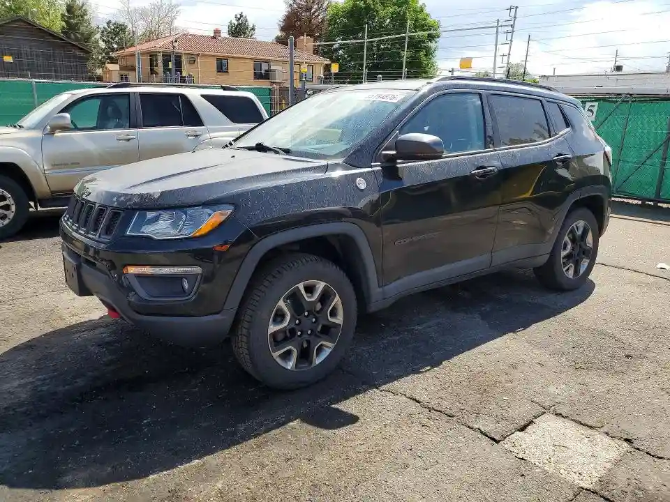3C4NJDDB8HT635410 2017 JEEP COMPASS-0