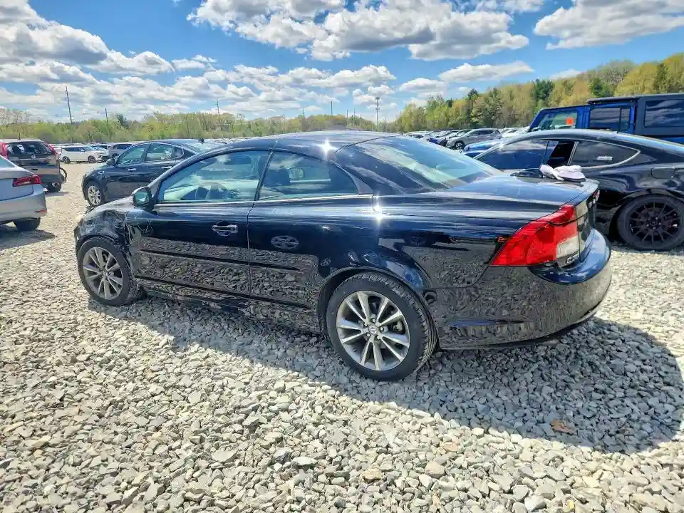 YV1672MCXDJ140556 2013 VOLVO C70-1