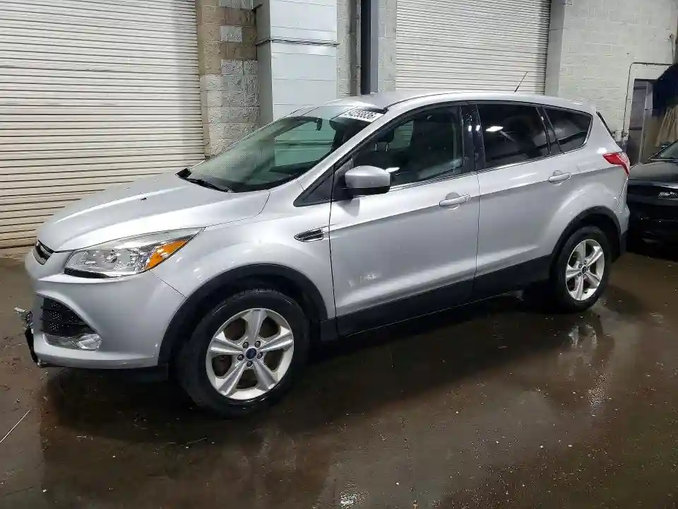 1FMCU9G95FUB94905 2015 FORD ESCAPE-0