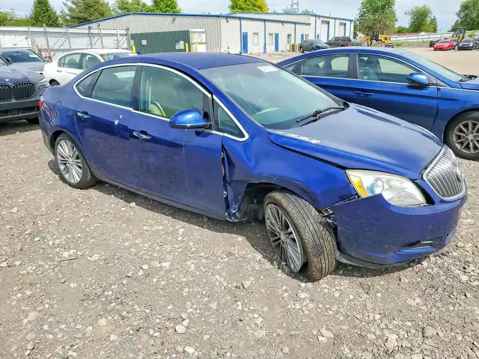 1G4PP5SK6E4171496 2014 BUICK VERANO-3