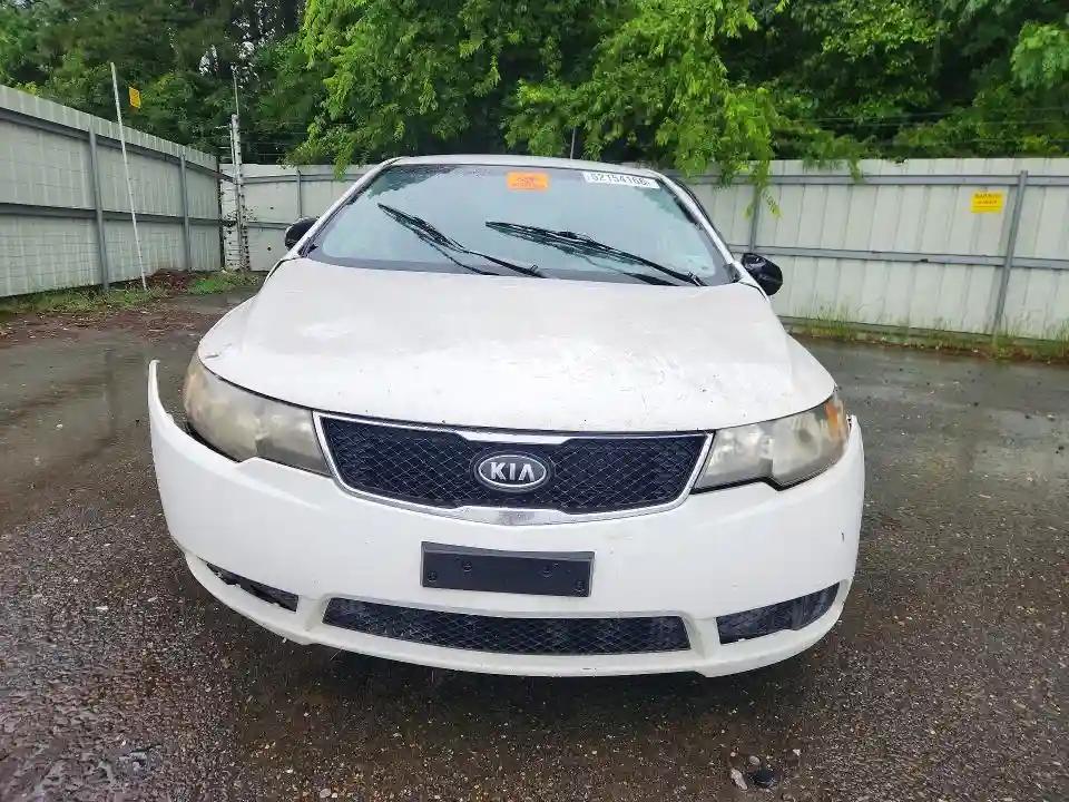 KNAFU4A20A5055653 2010 KIA FORTE-4
