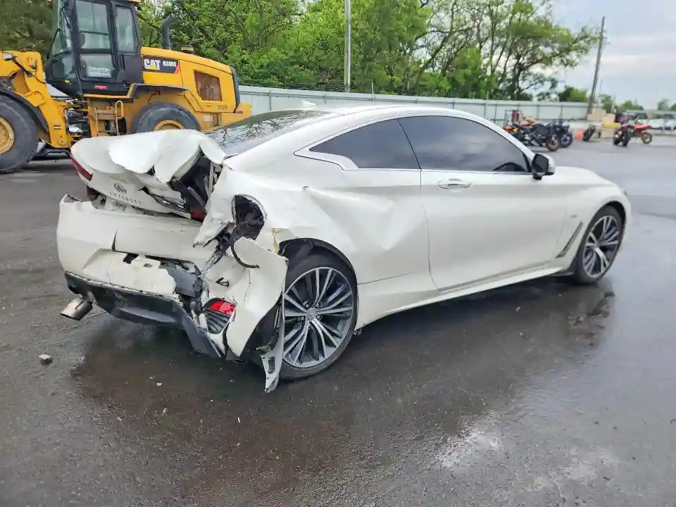 JN1EV7EL1JM390428 2018 INFINITI Q60-2