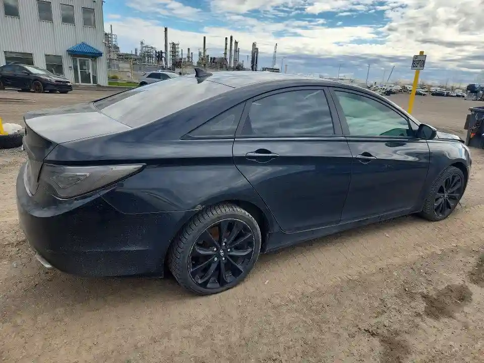 5NPEC4AC4DH747137 2013 HYUNDAI SONATA-2