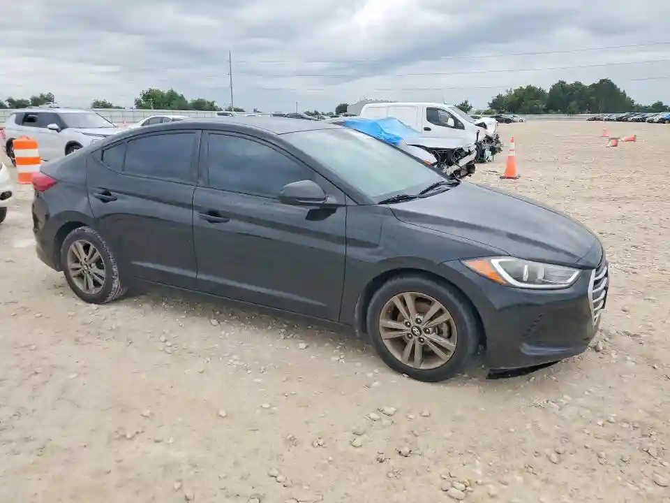 5NPD84LFXJH252067 2018 HYUNDAI ELANTRA-3