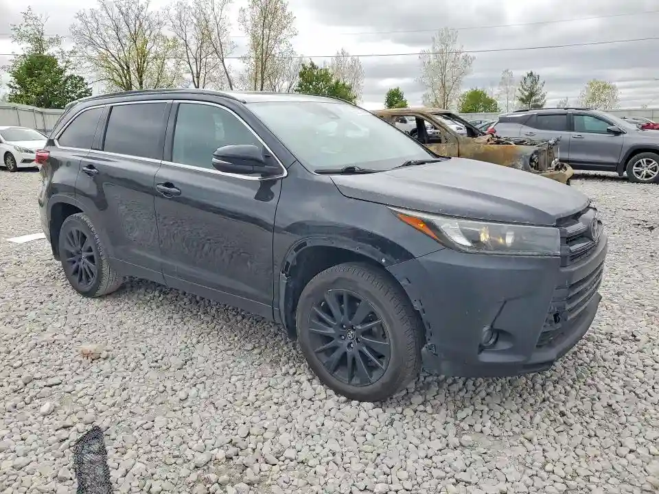 5TDJZRFH7KS606469 2019 TOYOTA HIGHLANDER-3