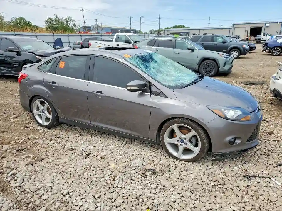 1FADP3J27EL106911 2014 FORD FOCUS-3