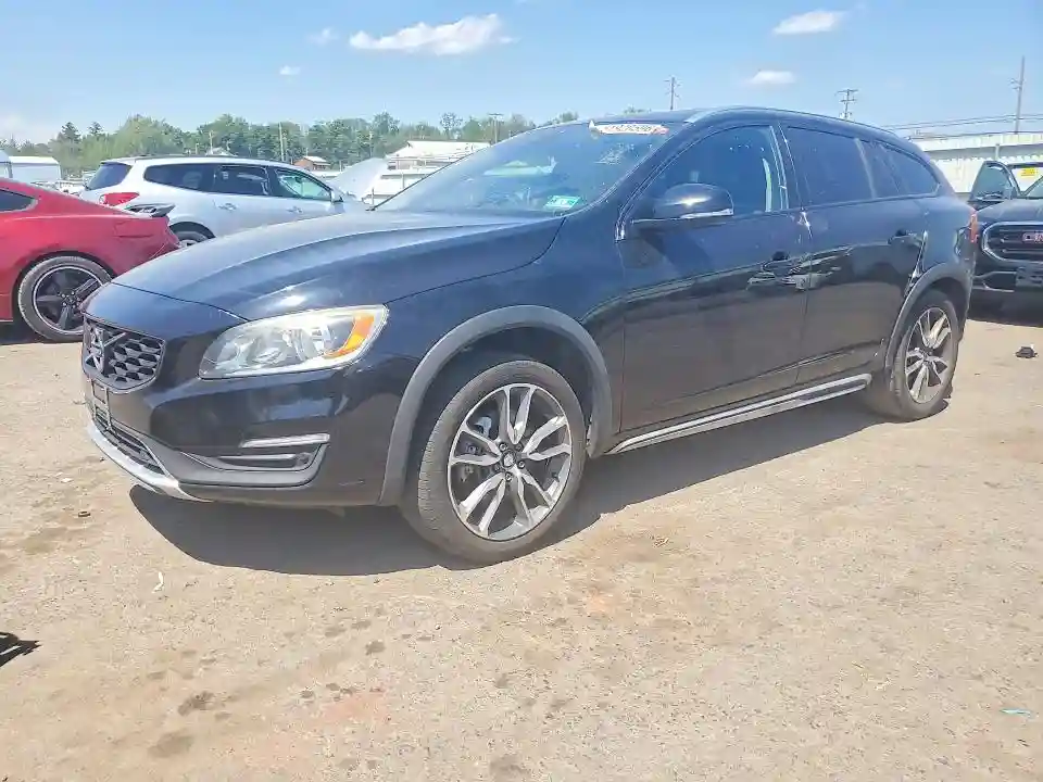 YV440MWK4J2052882 2018 VOLVO V60-0