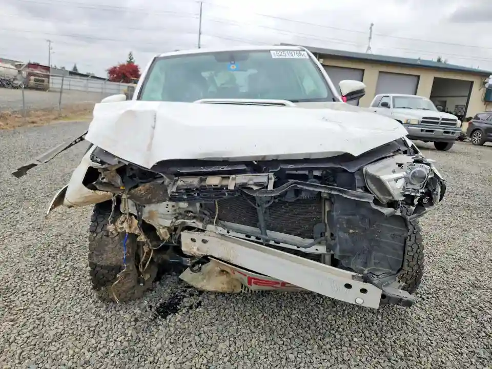 JTEBU5JR5J5584841 2018 TOYOTA 4RUNNER-4