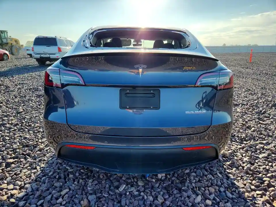 7SAYGDEF5NF549207 2022 TESLA MODEL Y-5