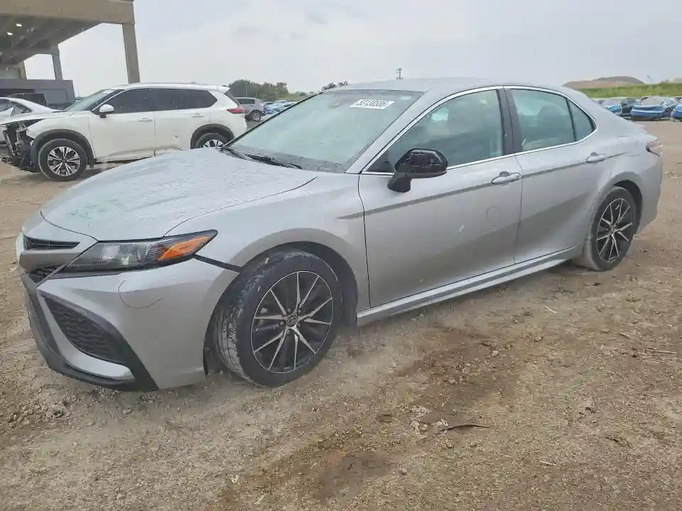 4T1G11BK1NU051406 2022 TOYOTA CAMRY-0
