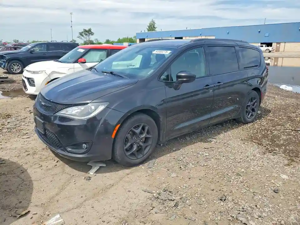 2C4RC1EG0JR351752 2018 CHRYSLER PACIFICA-0
