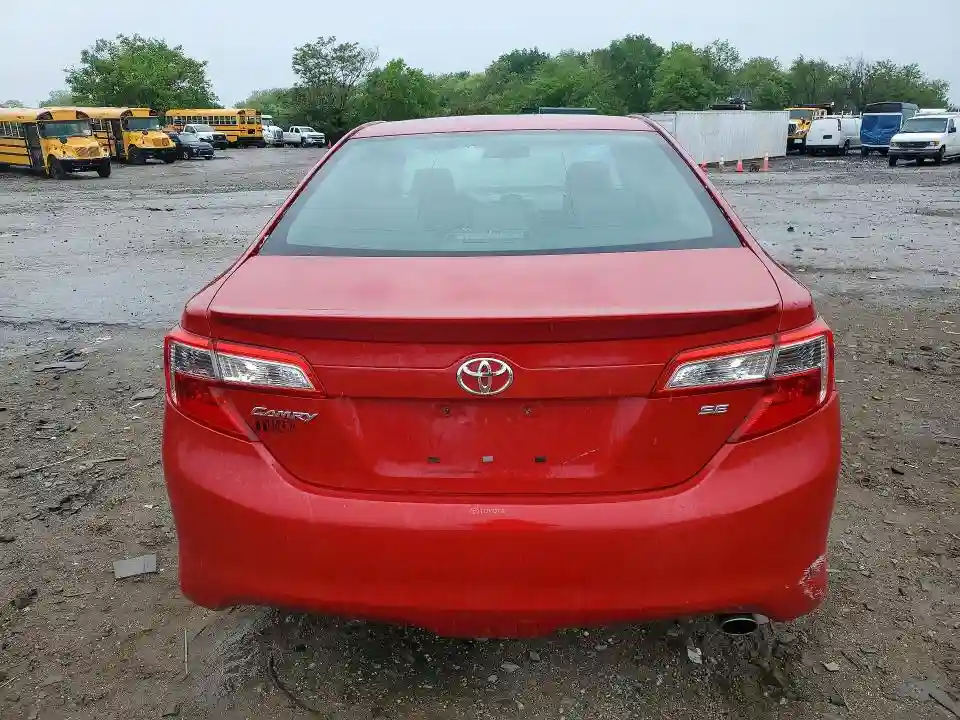 4T1BF1FK2DU724126 2013 TOYOTA 0125 SE-5