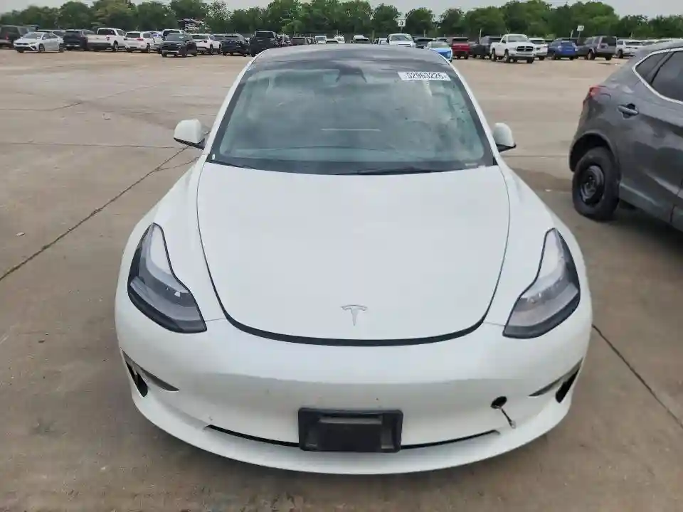 5YJ3E1EA2PF454137 2023 TESLA MODEL 3-4