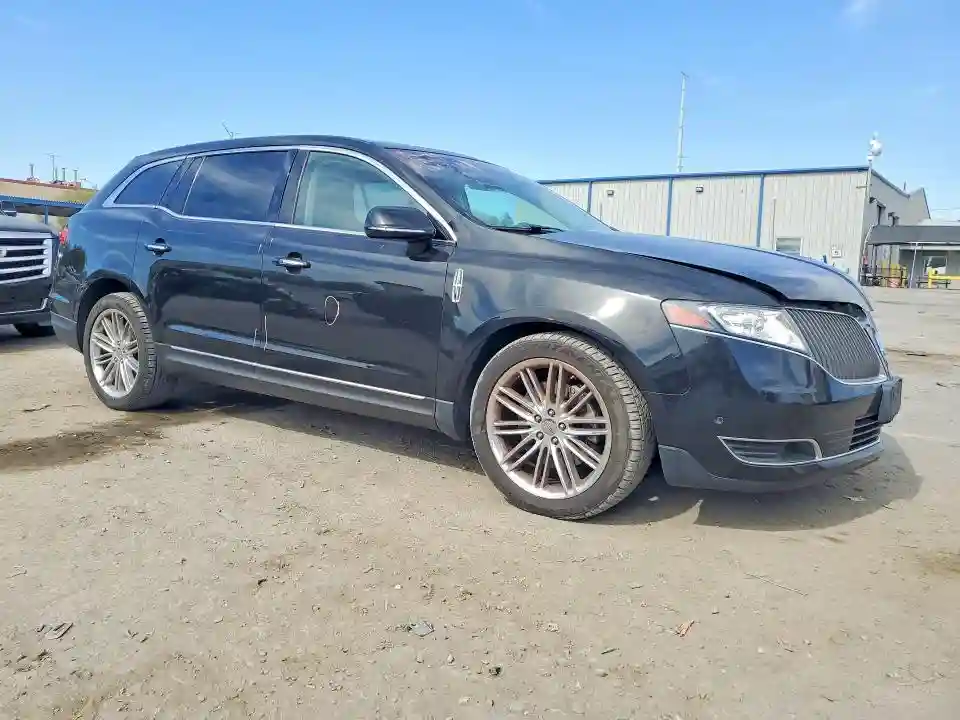 2LMHJ5AT7FBL03192 2015 LINCOLN MKT-3