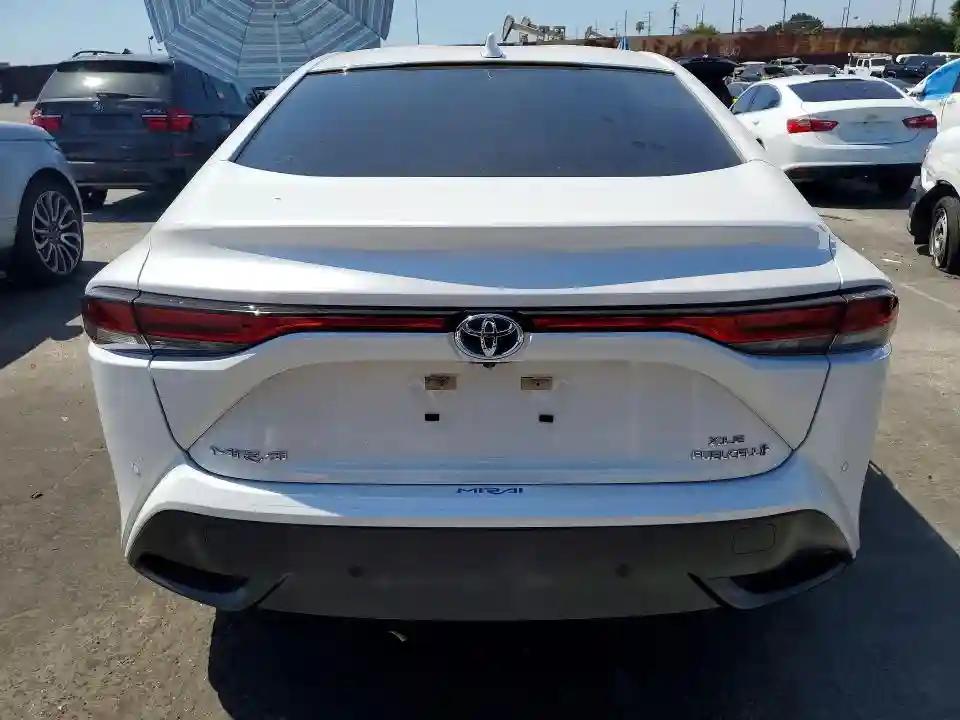 JTDAAAAA1NA007507 2022 TOYOTA MIRAI-5