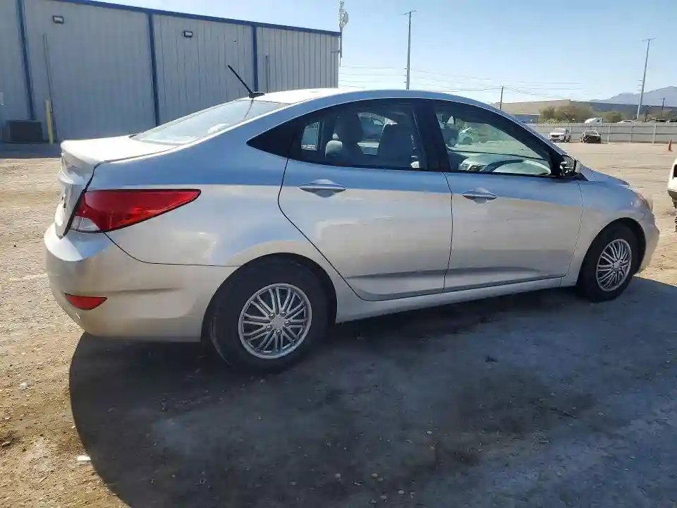 KMHCT4AE9FU863866 2015 HYUNDAI ACCENT-2