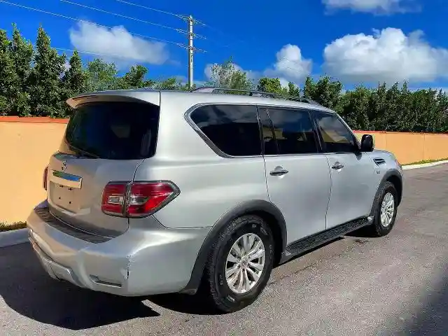 JN8AY2NC1H9507061 2017 NISSAN ARMADA-3