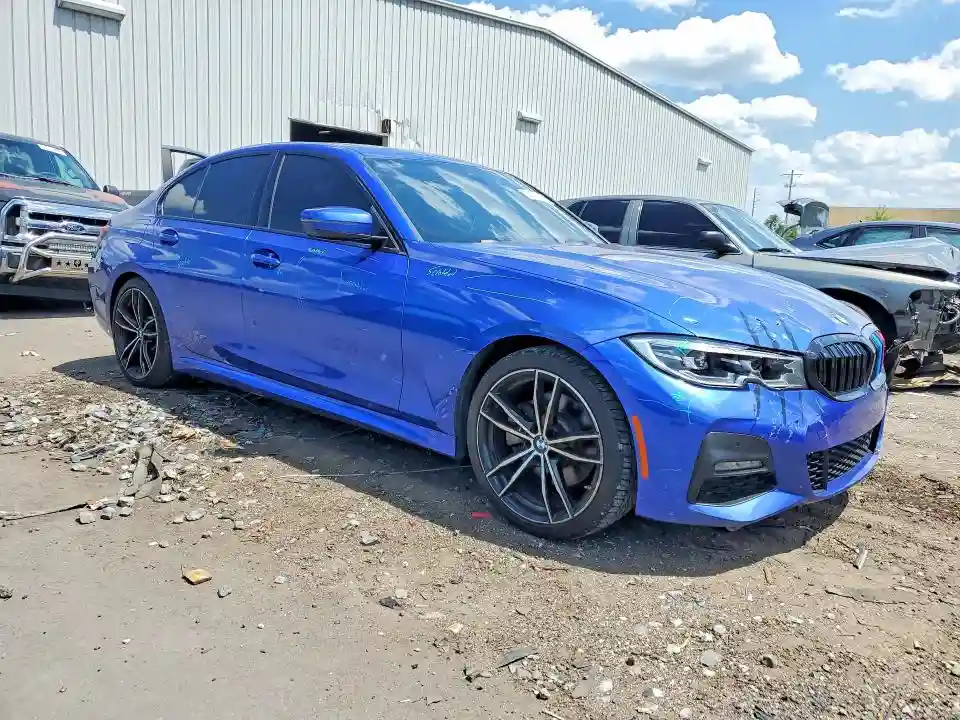 3MW5R1J03L8B25453 2020 BMW 3 SERIES-3
