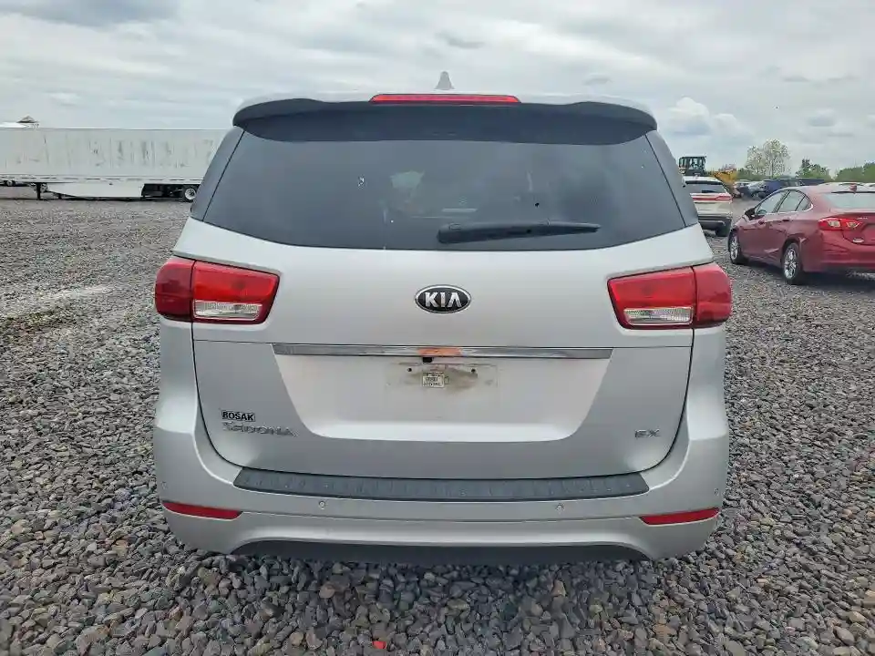 KNDMC5C1XG6136962 2016 KIA SEDONA-5
