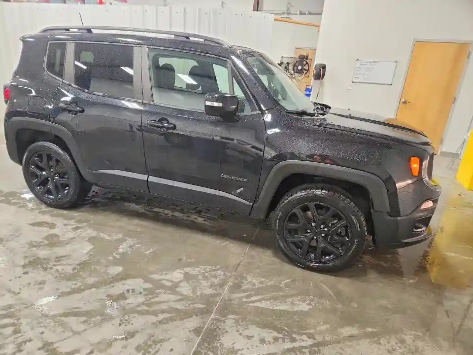 ZACCJBBB1JPJ45562 2018 JEEP RENEGADE-3
