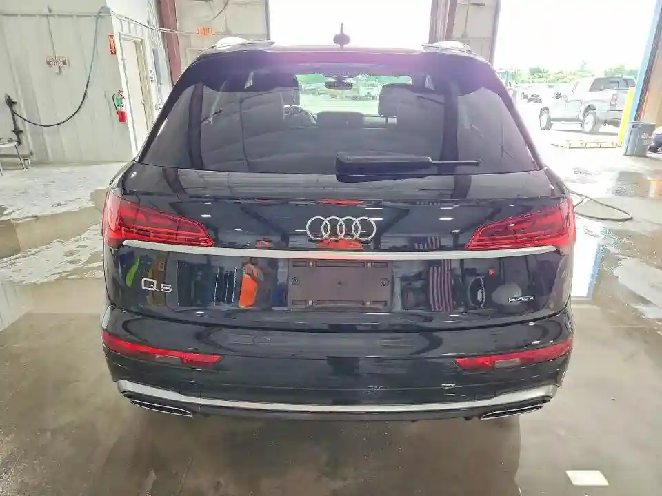 WA1G2AFY2R2132278 2024 AUDI Q5 E-5