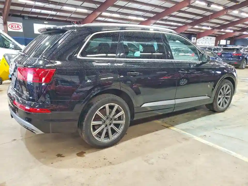 WA1LAAF72JD027905 2018 AUDI Q7-2
