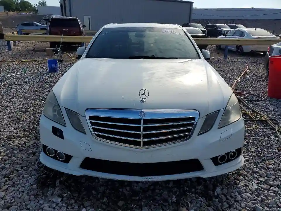 WDDHF5GB8AA048272 2010 MERCEDES-BENZ E-CLASS-4
