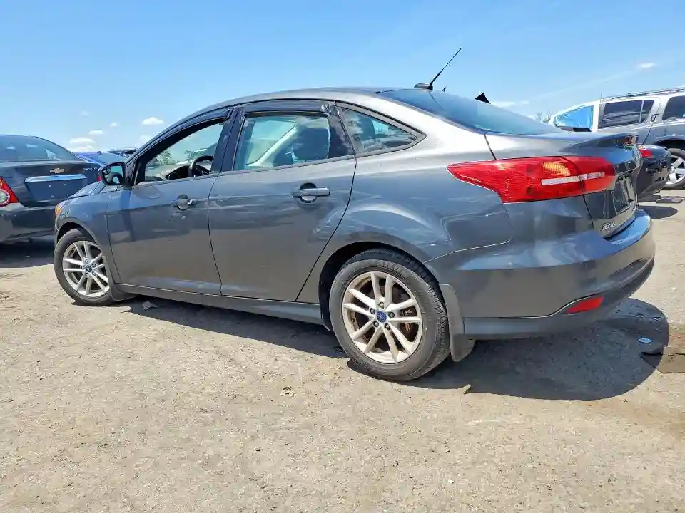 1FADP3FE3JL226055 2018 FORD FOCUS-1