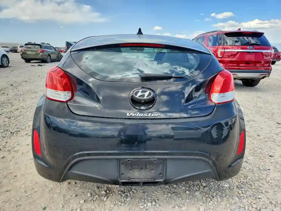 KMHTC6AD4FU243686 2015 HYUNDAI VELOSTER-5