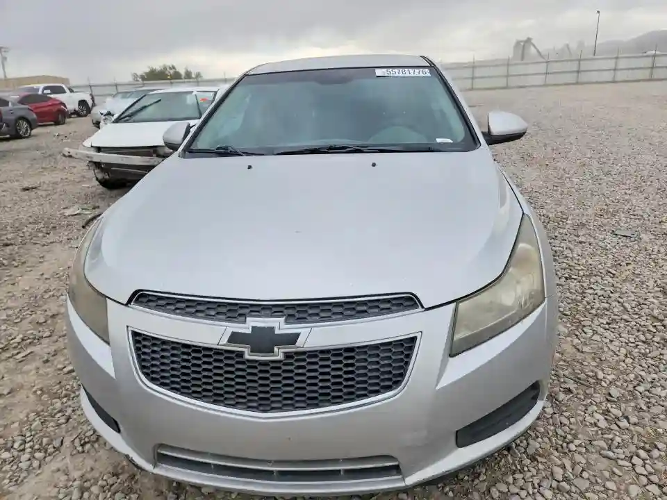 1G1PE5SBXE7314225 2014 CHEVROLET CRUZE-4