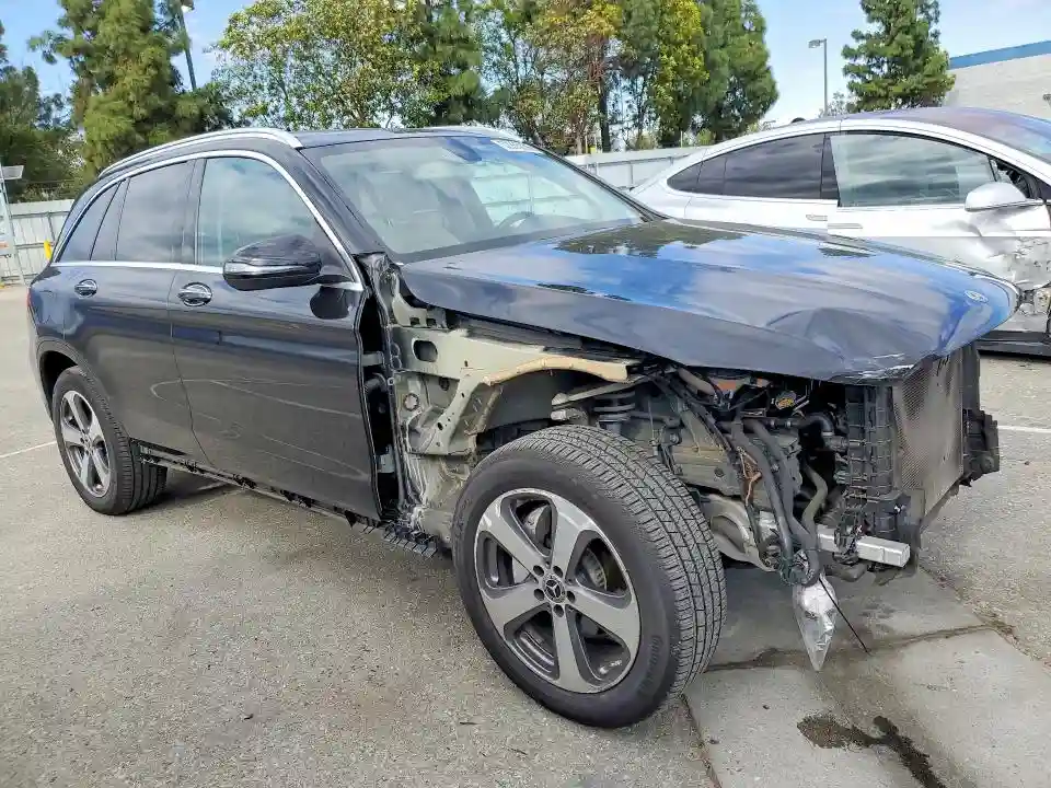WDC0G4JB1JV055056 2018 MERCEDES-BENZ GLC-CLASS-3