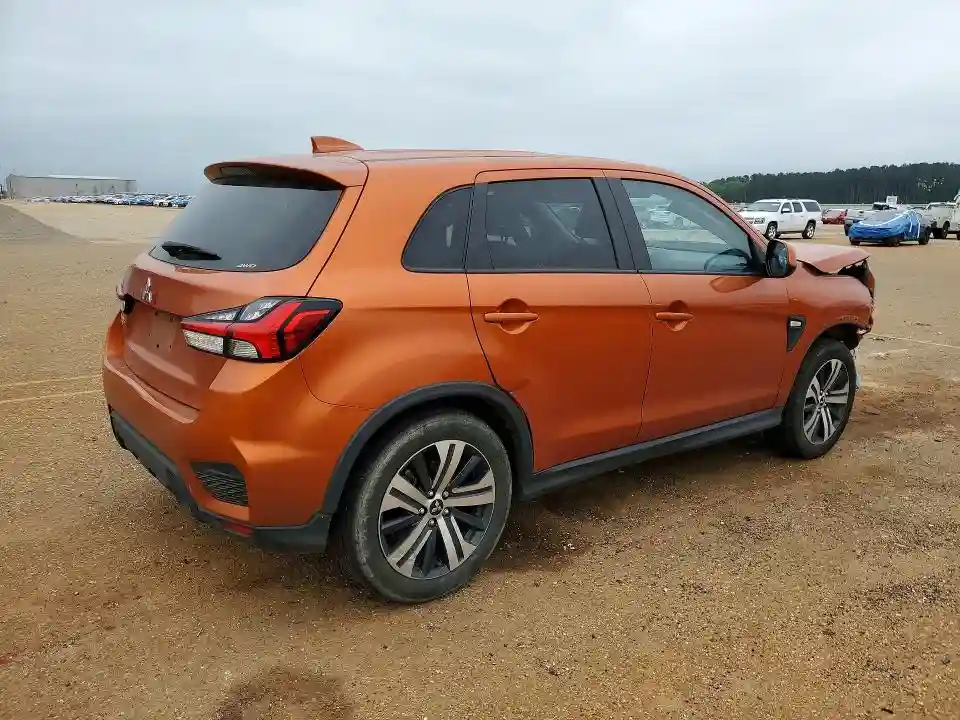 JA4ARUAU0PU003366 2023 MITSUBISHI OUTLANDER-2