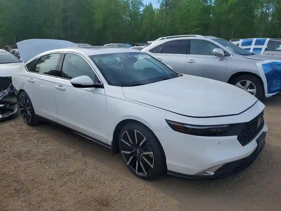 1HGCY2F84RA800548 2024 HONDA ACCORD-3