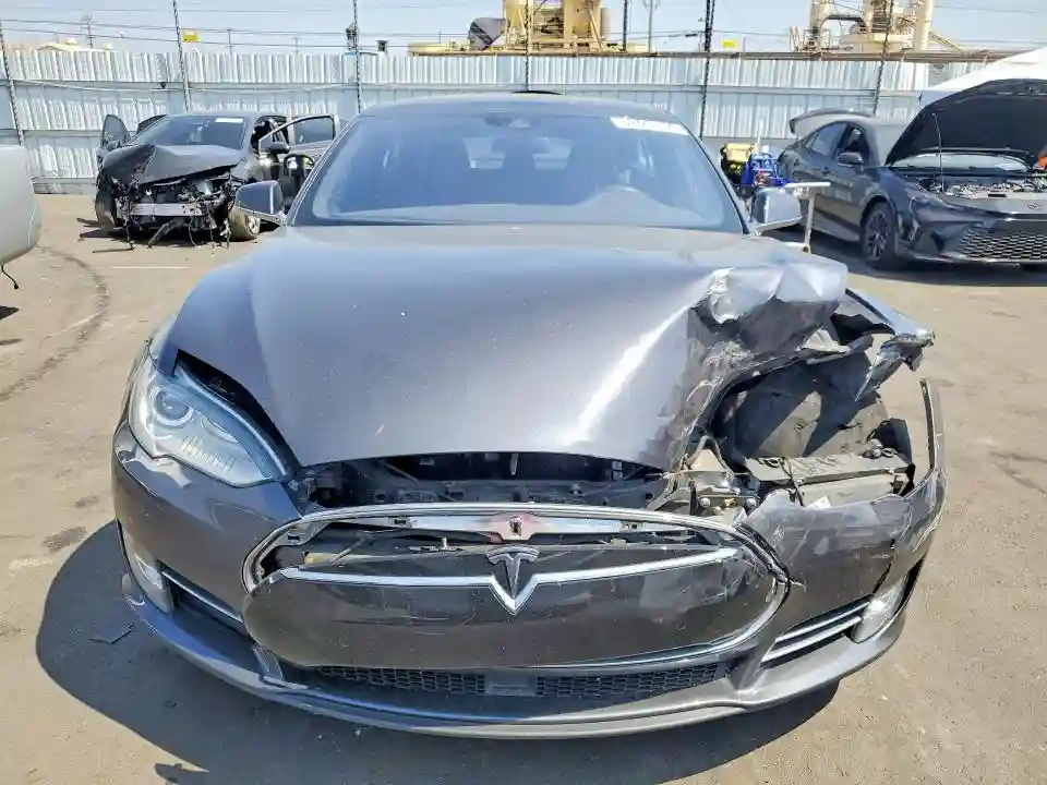 5YJSA1E25GF125478 2016 TESLA MODEL S-4