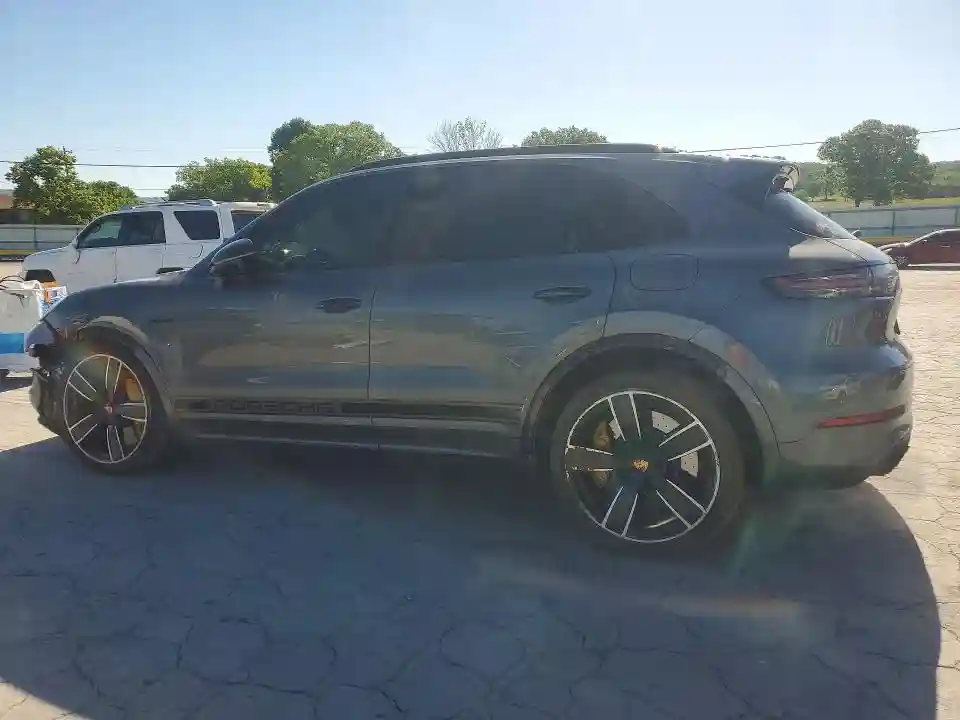 WP1AH2AY6LDA44156 2020 PORSCHE CAYENNE-1