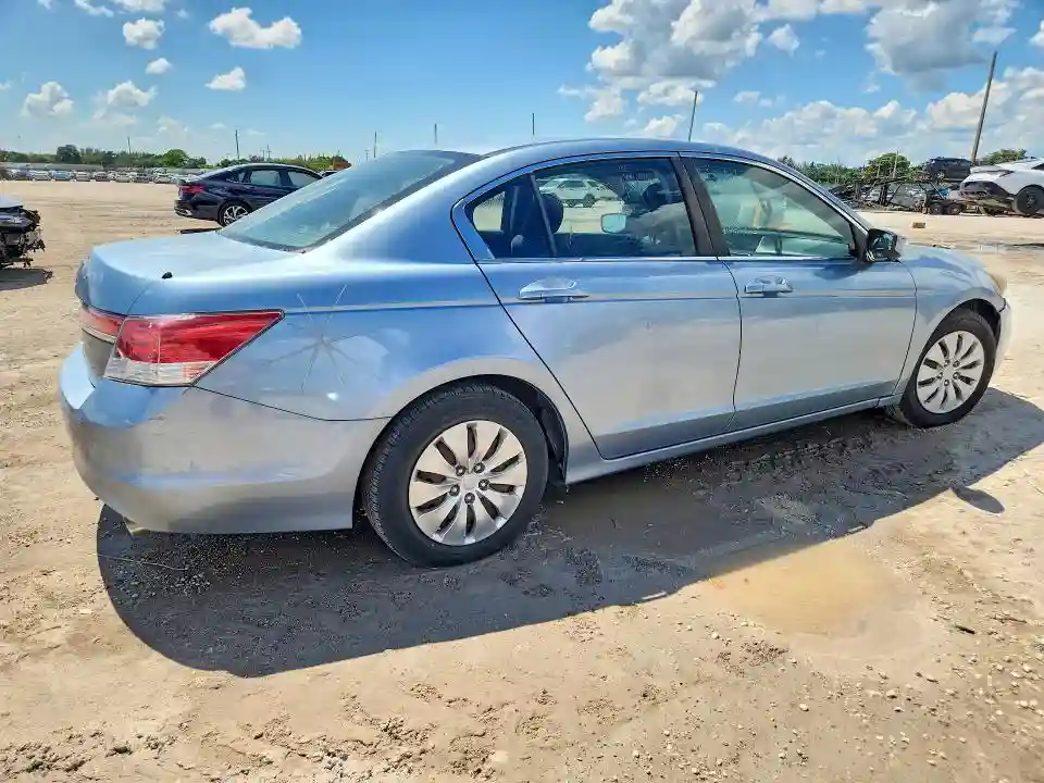 1HGCP2F39CA123981 2012 HONDA ACCORD-2