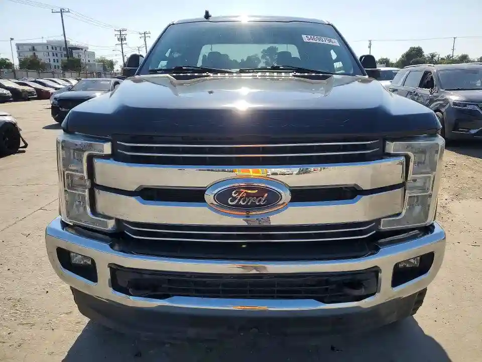 1FT8W3BT3KEE15085 2019 FORD F350-4