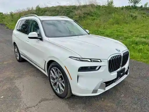 5UX23EM05P9R82524 2023 BMW X7-3