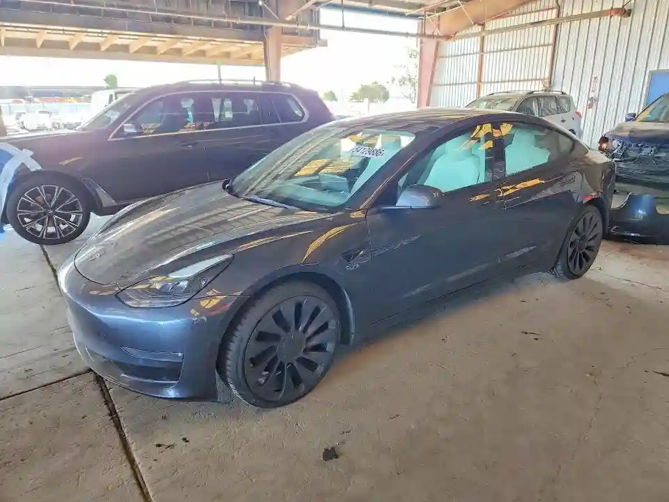 5YJ3E1EC2NF293397 2022 TESLA MODEL 3-0