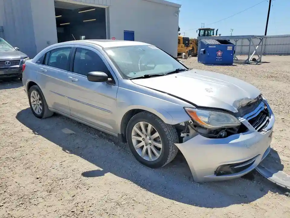 1C3CCBBB4CN240680 2012 CHRYSLER 200-3