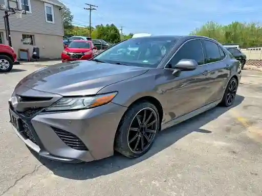 4T1B61HK3JU062288 2018 TOYOTA CAMRY-0