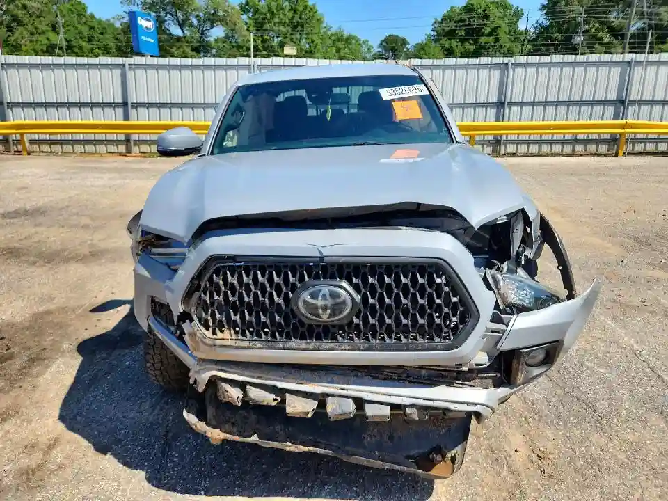 3TMCZ5AN3JM152606 2018 TOYOTA TACOMA TRD-4