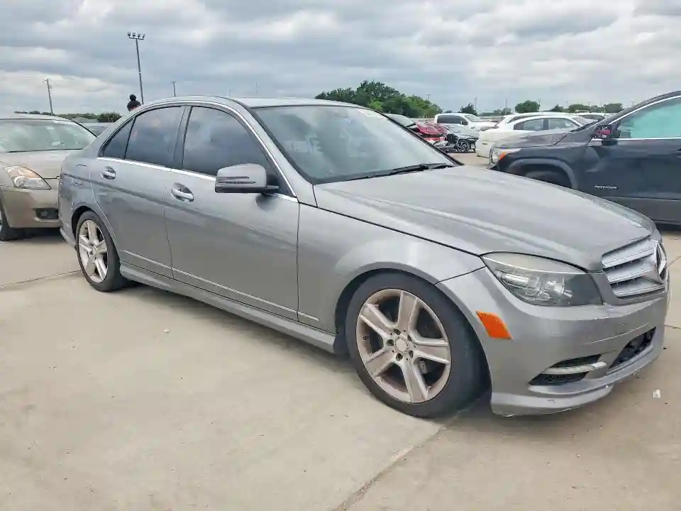 WDDGF8BB6BR170250 2011 MERCEDES-BENZ C-CLASS-3