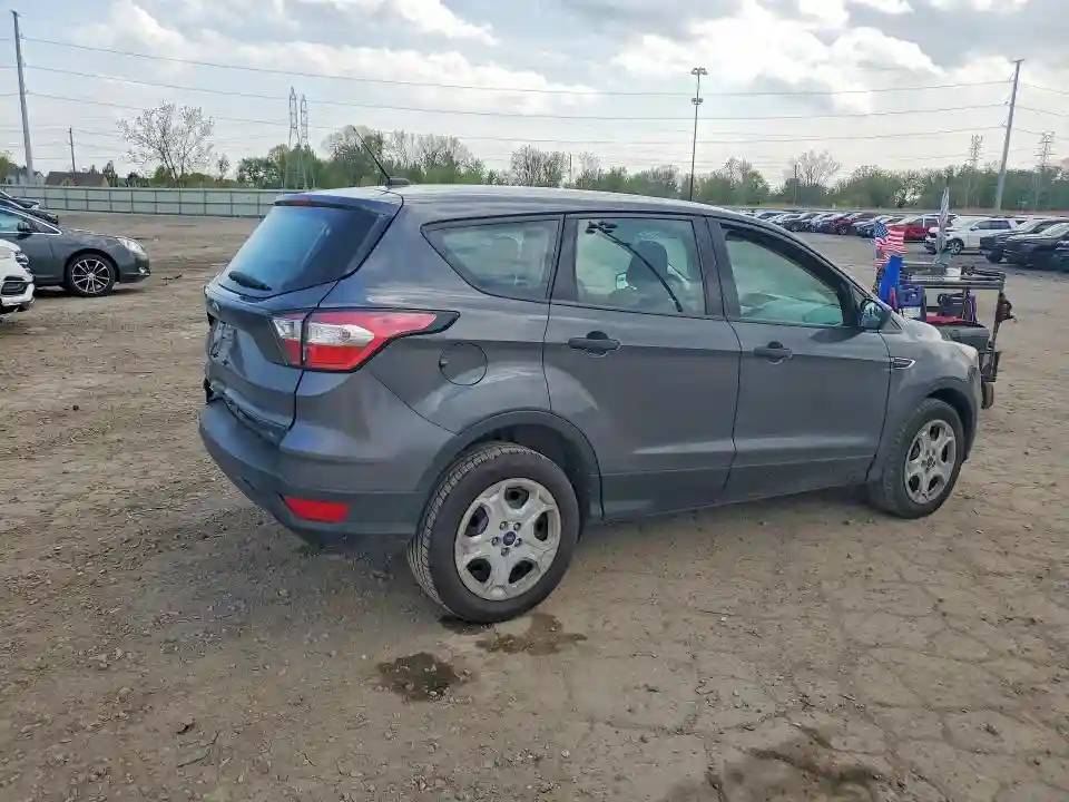 1FMCU0F72JUA70112 2018 FORD ESCAPE-2