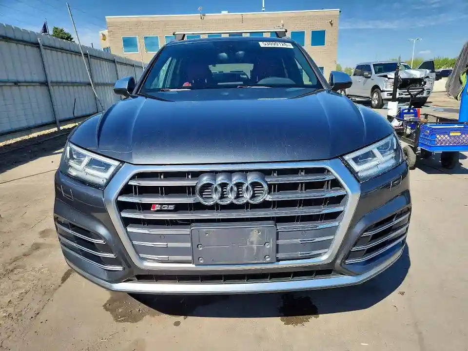 WA1A4AFY0J2166580 2018 AUDI SQ5-4