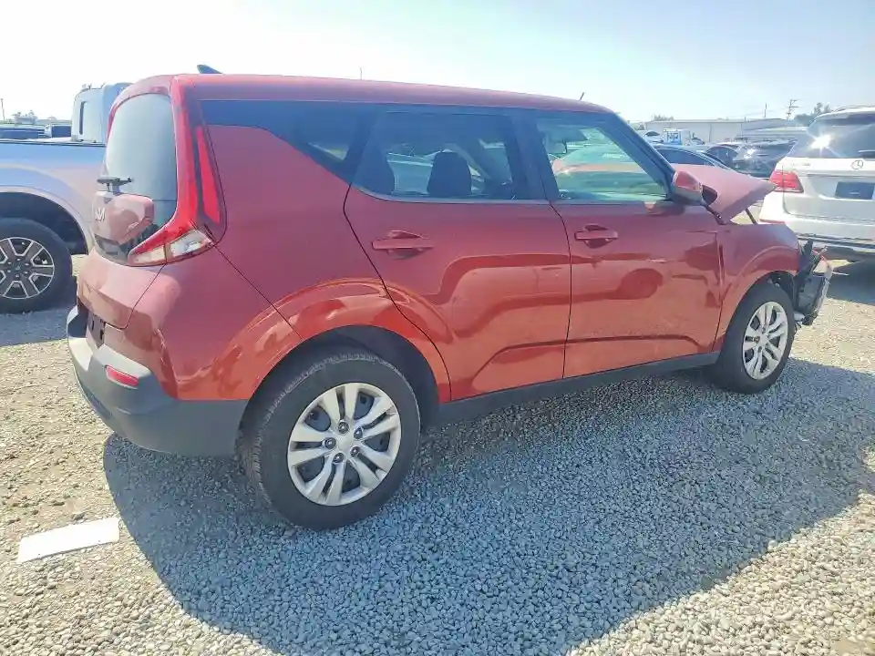 KNDJ23AU2N7837008 2022 KIA SOUL-2